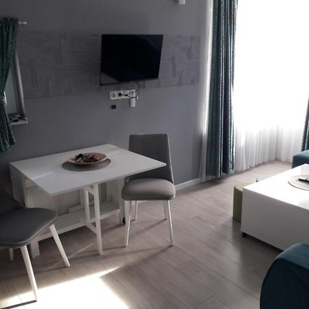 Nest Apartment Τζαχορίνα Εξωτερικό φωτογραφία