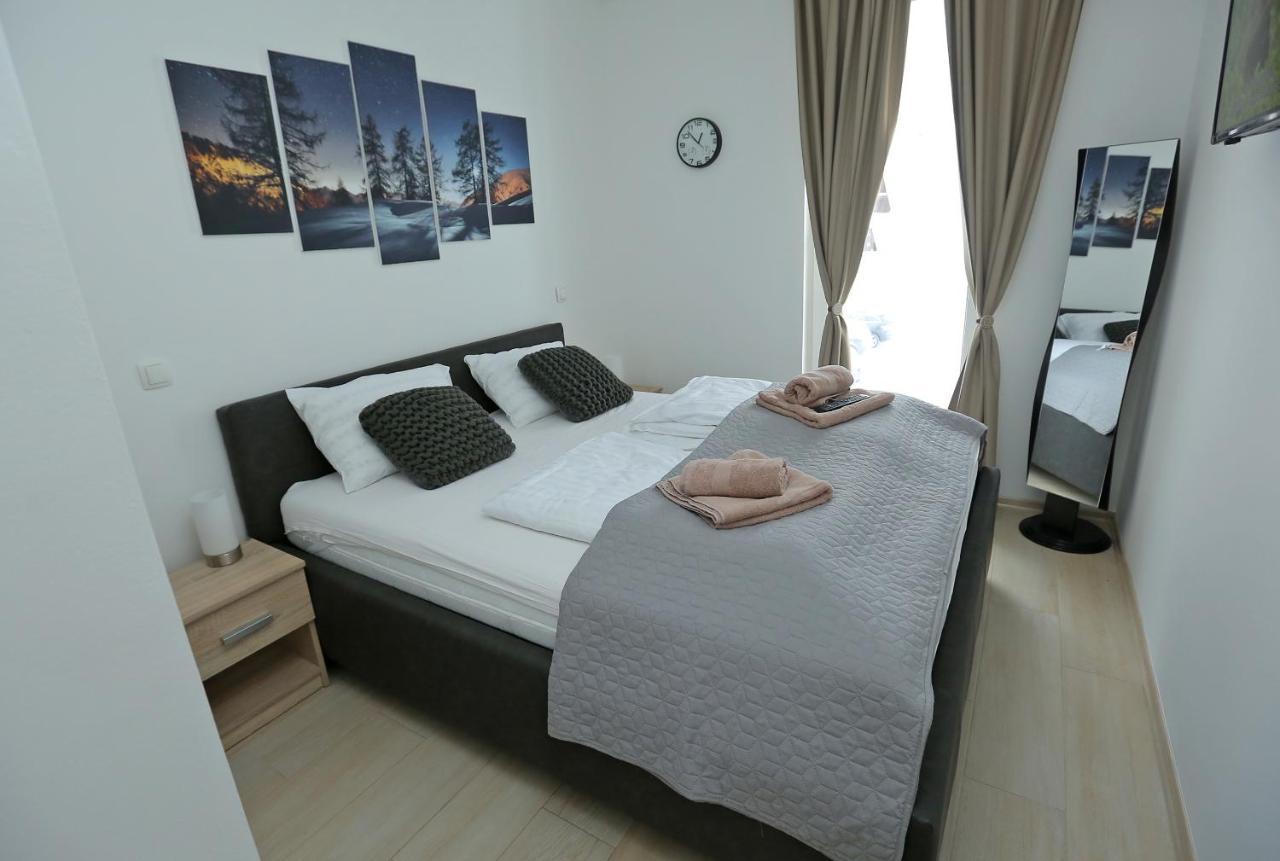 Nest Apartment Τζαχορίνα Εξωτερικό φωτογραφία