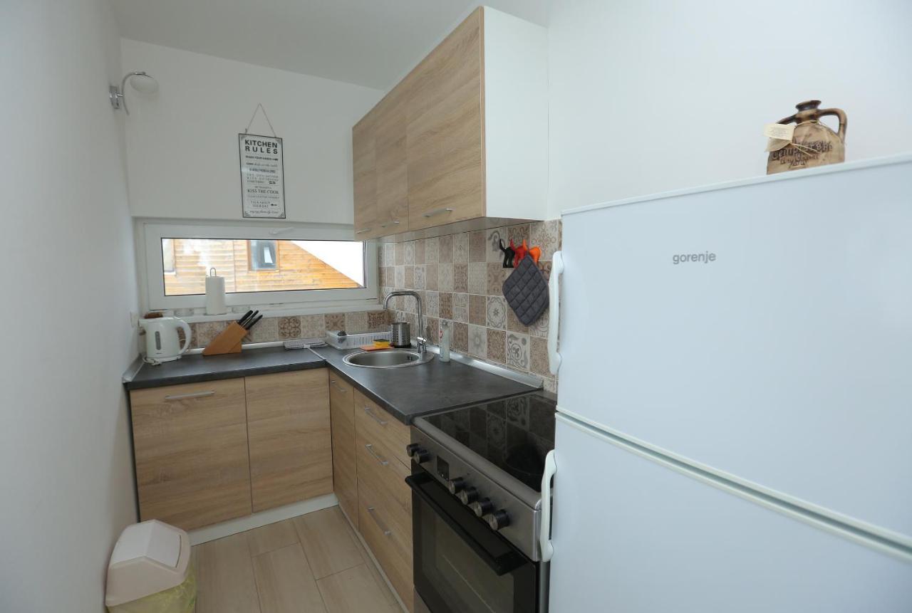 Nest Apartment Τζαχορίνα Εξωτερικό φωτογραφία