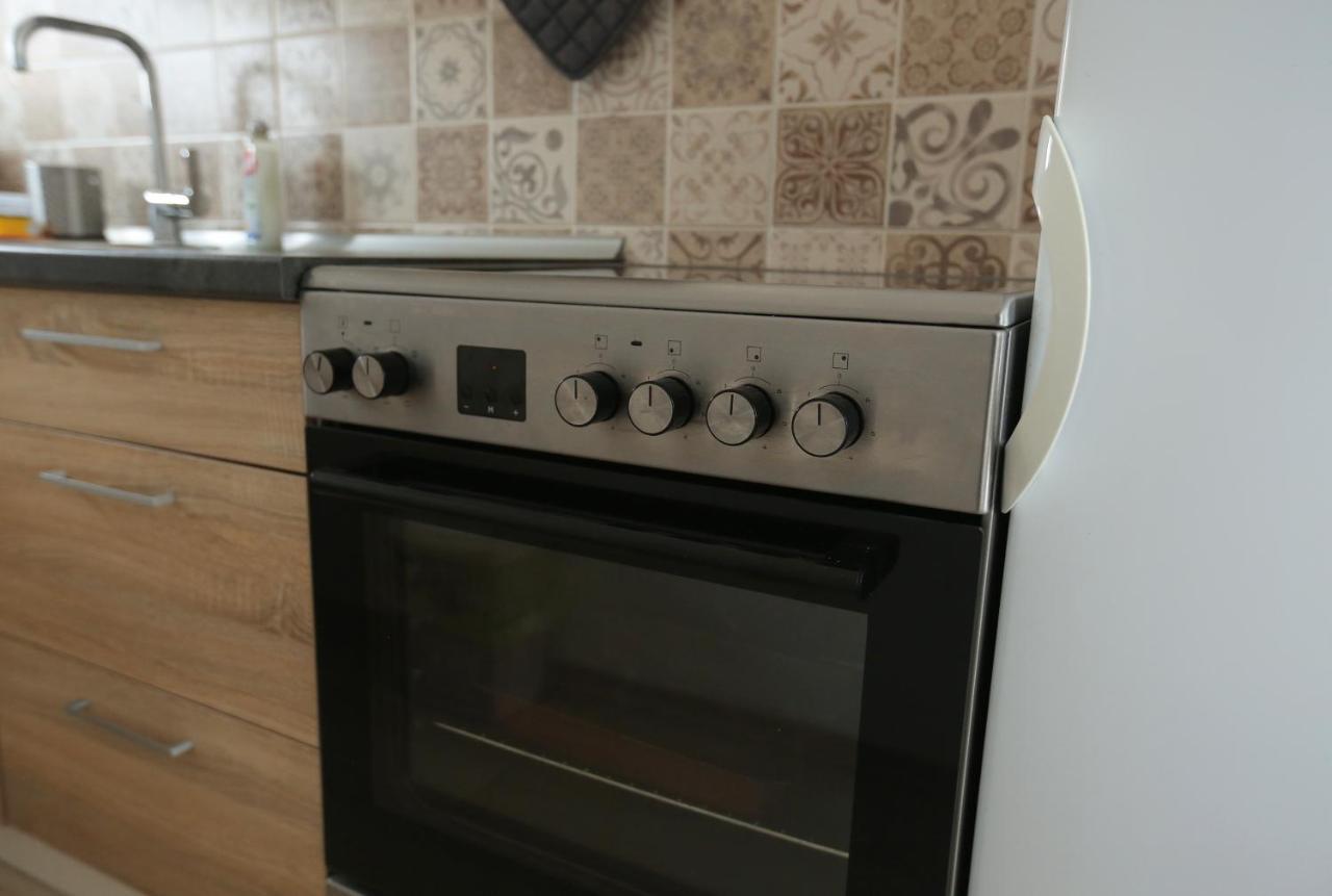 Nest Apartment Τζαχορίνα Εξωτερικό φωτογραφία