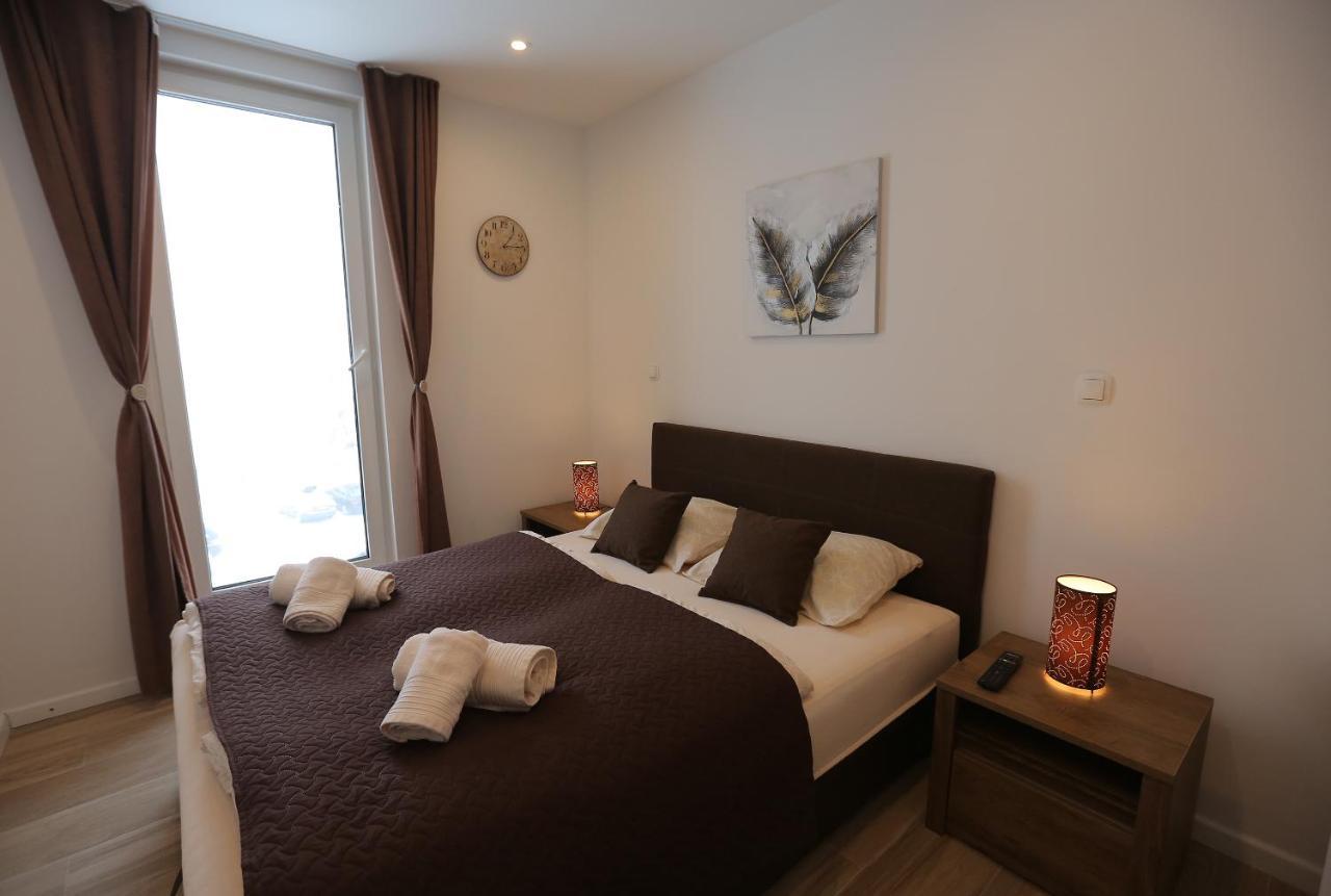 Nest Apartment Τζαχορίνα Εξωτερικό φωτογραφία