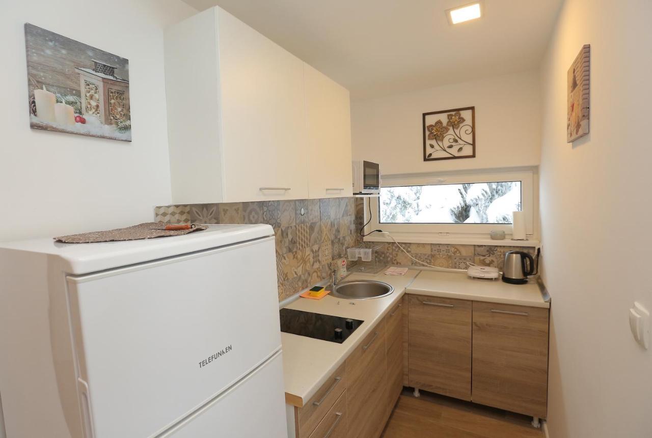 Nest Apartment Τζαχορίνα Εξωτερικό φωτογραφία