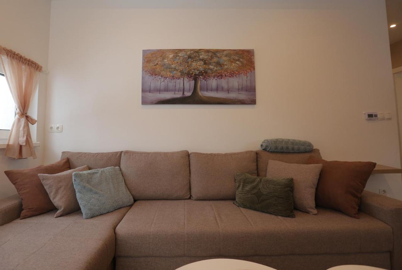 Nest Apartment Τζαχορίνα Εξωτερικό φωτογραφία